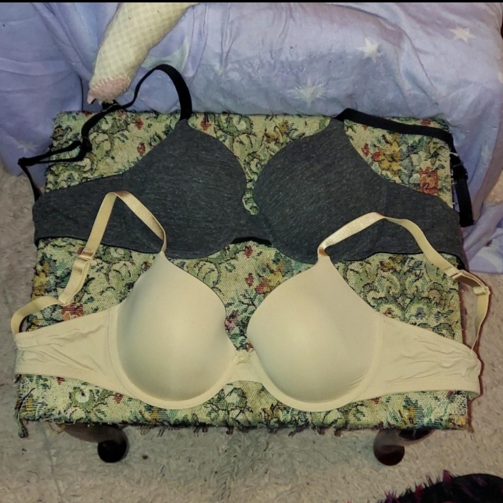 Set of 2 auden 32d bras